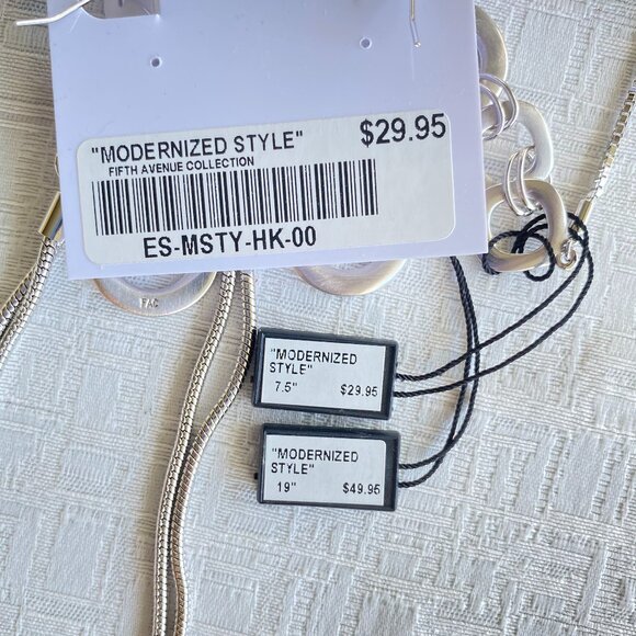 FAC Modern Silver Tone Necklace Earrings & Bracelet NWT - Picture 7 of 8
